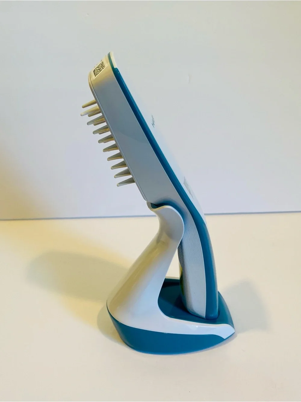 Hairmax Prima 9 LaserComb Hair Growth Device